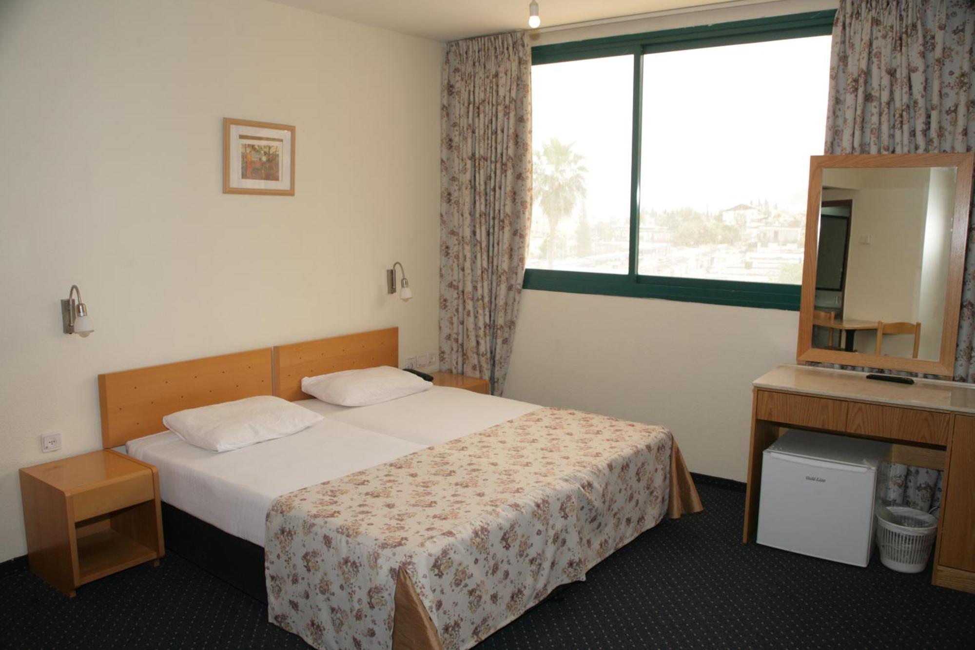 Hotel & Museum Dona Gracia Tiberias Pokoj fotografie