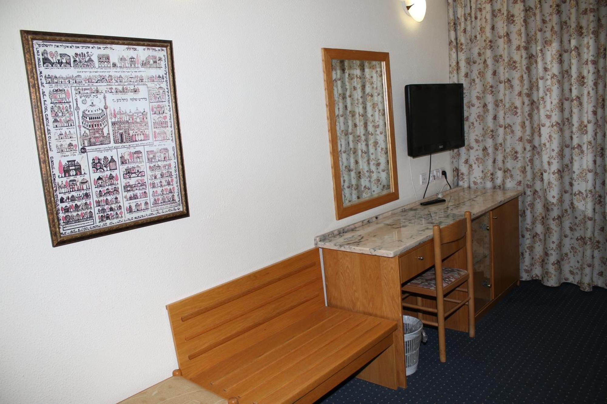 Hotel & Museum Dona Gracia Tiberias Pokoj fotografie